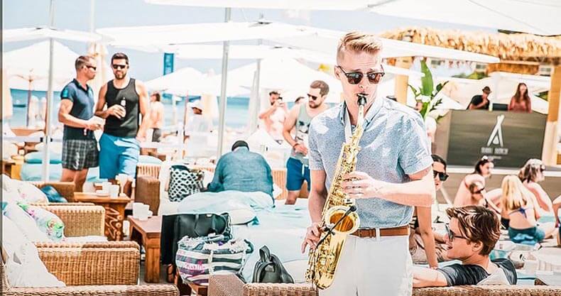 Gallery Image 4 Mobile